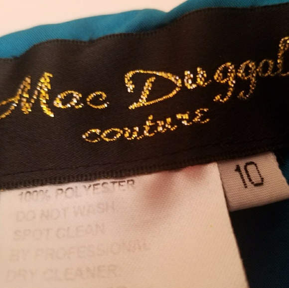 Evening gown - Picture 3 of 3